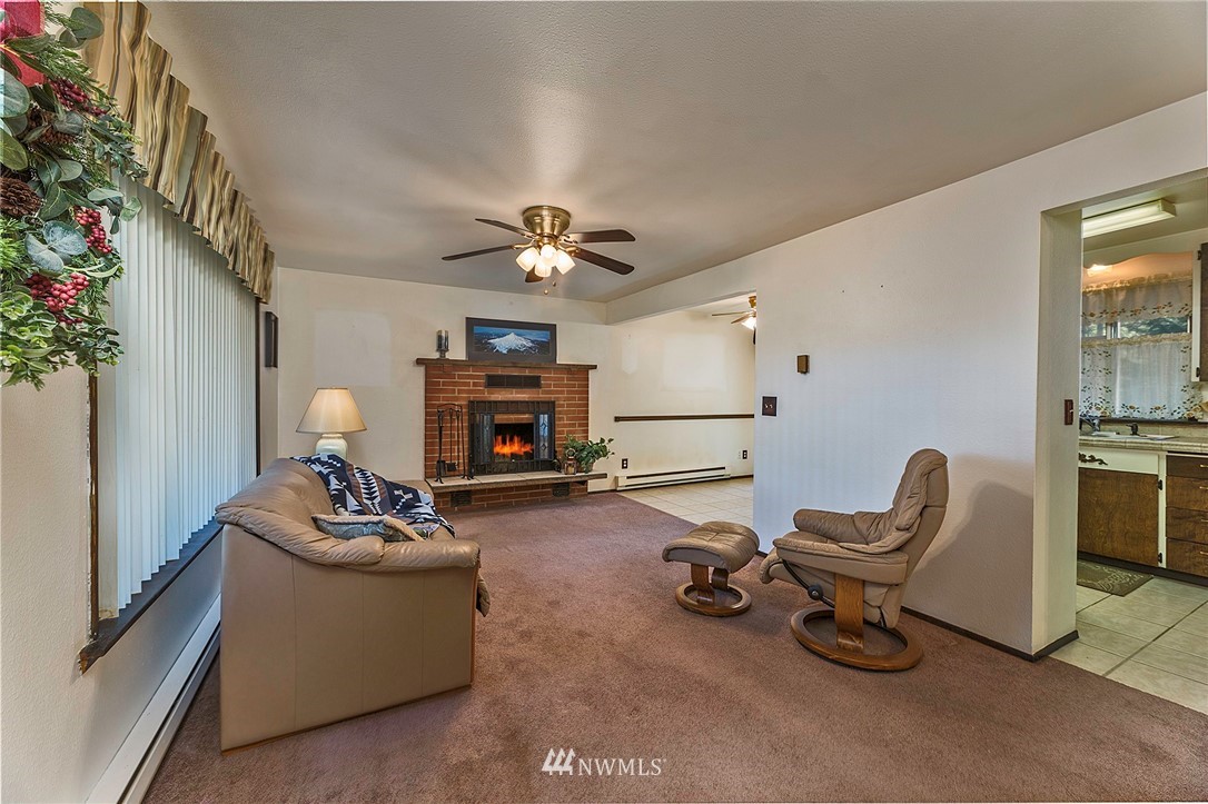 12110 Yoman Road Anderson Island, WA 98303 - Photo 9 of 30