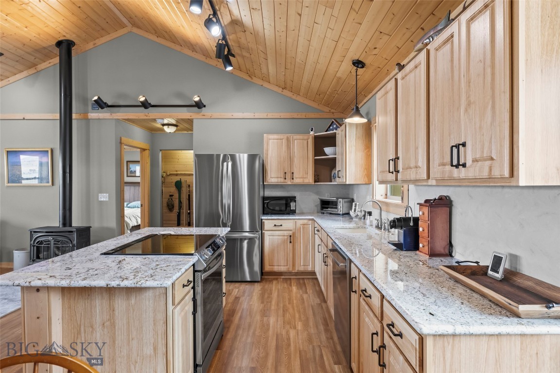 60 Wapiti Road Whitehall, MT 59759 - Photo 9 of 45 Kitchen