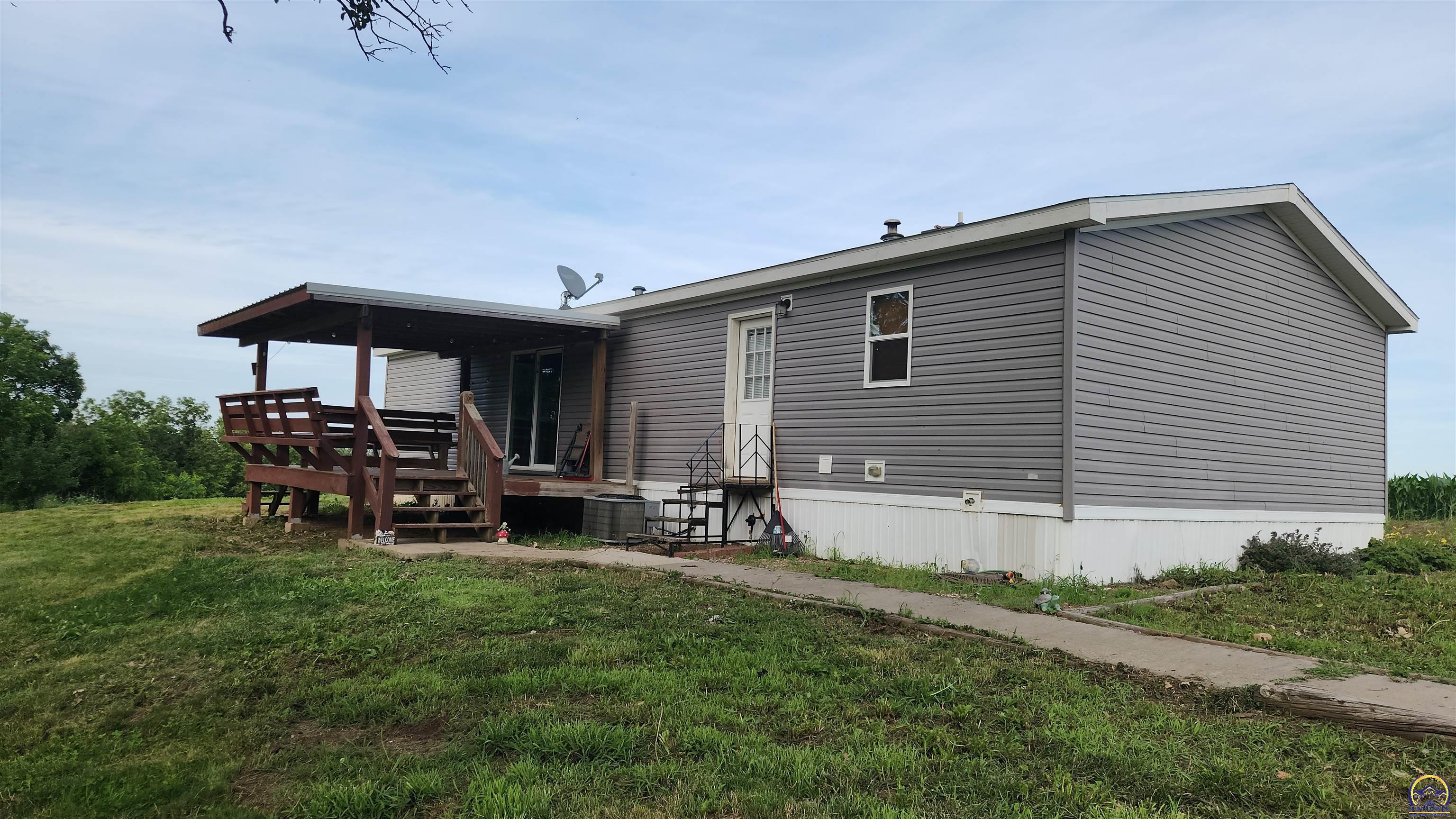 1615 318th Road Horton, KS 66439 - Photo 6 of 35