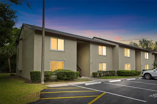 $120,000 | 4215 East Bay Drive, Unit 1805B, Clearwater, FL 33764