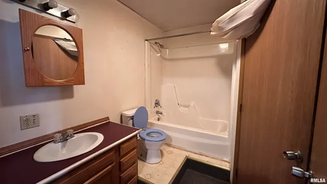 $59,000 | 301 North Jefferson Street, West Frankfort, IL 62896