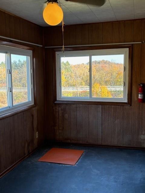 32 Elich Road Burgettstown, PA 15021 - Photo 21 of 48 a backyard of a house
