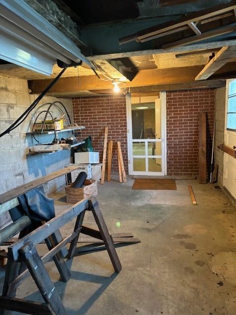 32 Elich Road Burgettstown, PA 15021 - Photo 44 of 48 a view of a room with gym equipment