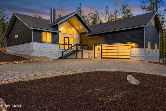 $1,000,000 | 2381 West Bench Road, Show Low, AZ 85901