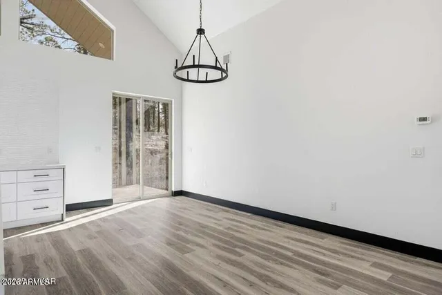 $1,000,000 | 2381 West Bench Road, Show Low, AZ 85901