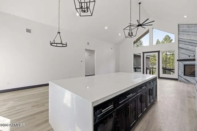 $1,000,000 | 2381 West Bench Road, Show Low, AZ 85901