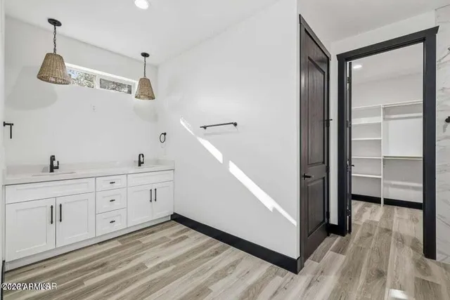 $1,000,000 | 2381 West Bench Road, Show Low, AZ 85901