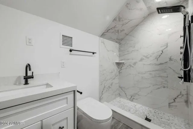 $1,000,000 | 2381 West Bench Road, Show Low, AZ 85901