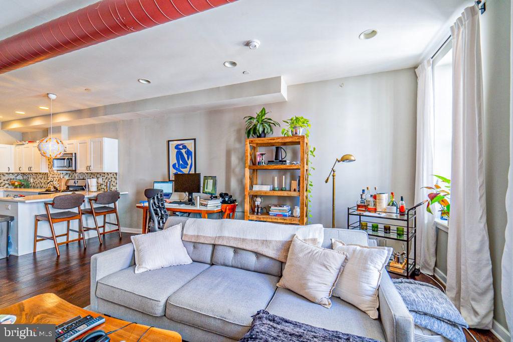 19 North 3rd Street Philadelphia, PA 19106 - Photo 2 of 14 a living room with furniture and wooden floor