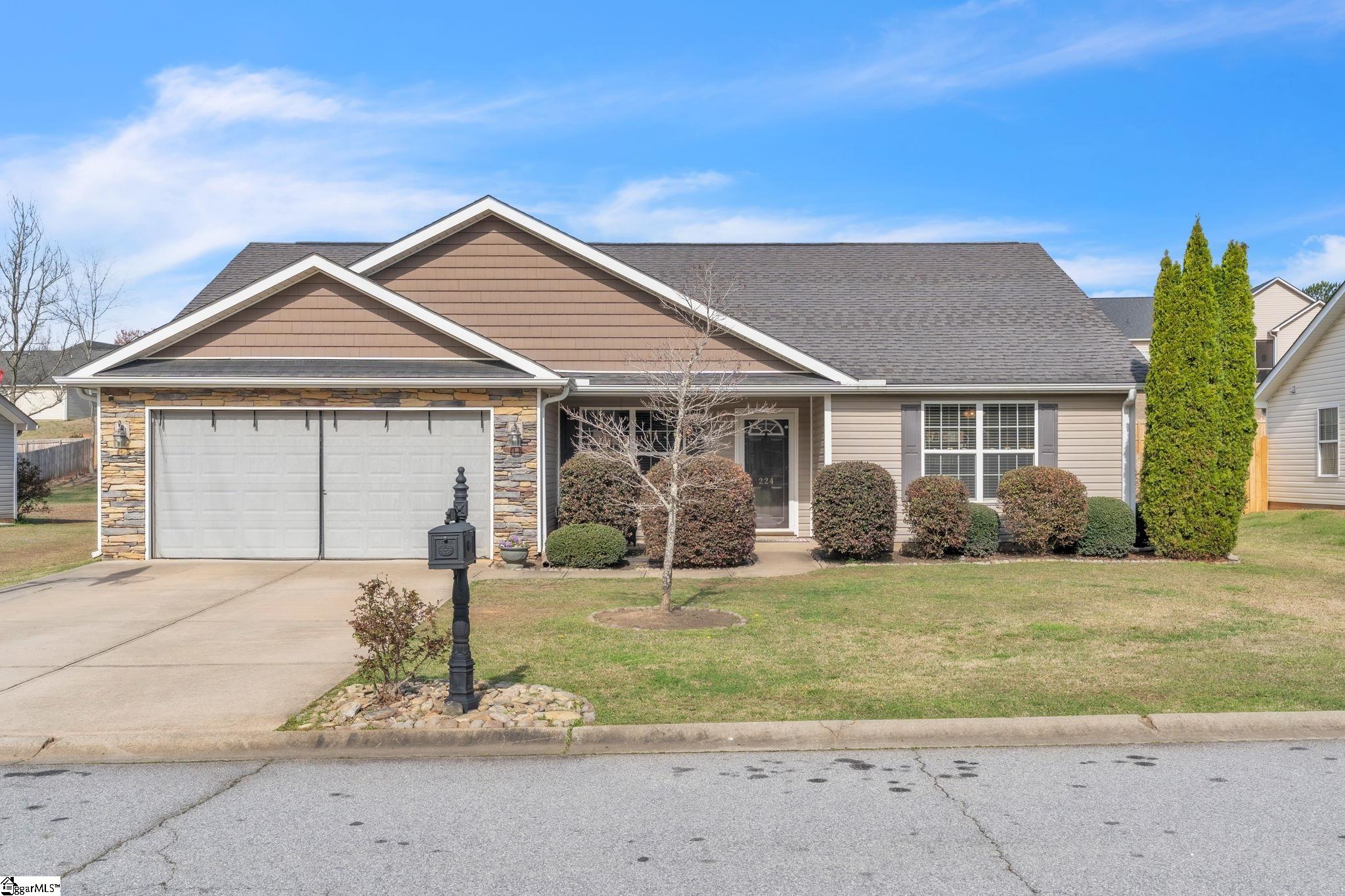 224 Eastpark Way Easley, SC 29642 - Photo 1 of 29