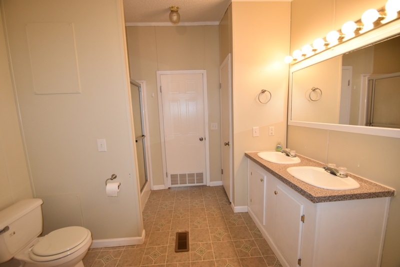 204 Coggins Road Woodruff, SC 29388 - Photo 15 of 22 Gallery Image 15