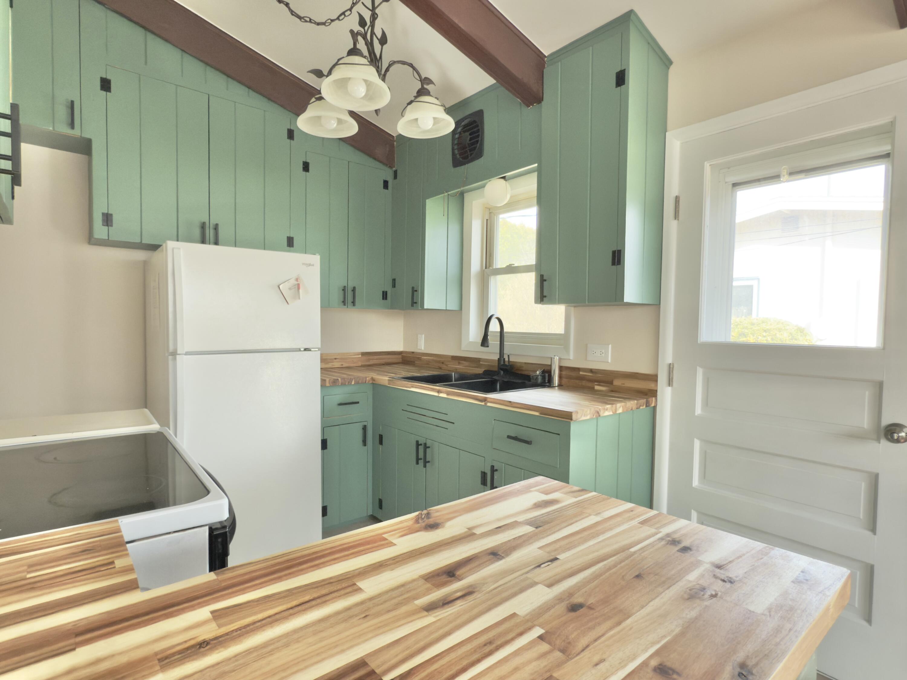 17 Addoms Street Plattsburgh, NY 12901 - Photo 17 of 34 Gallery Image 17
