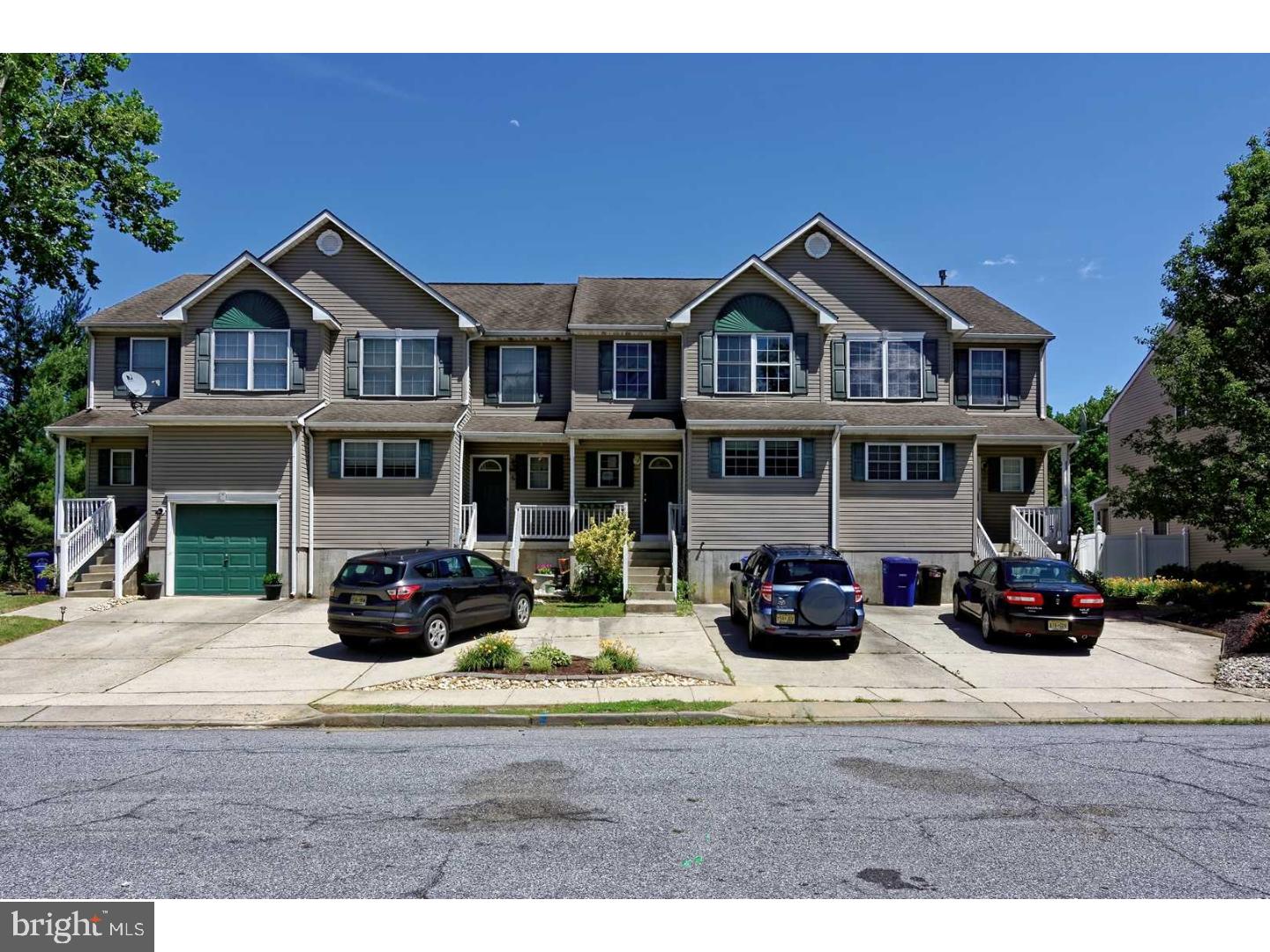 7 Shade Court Maple Shade, NJ 08052 - Photo 1 of 22 Gallery Image 1
