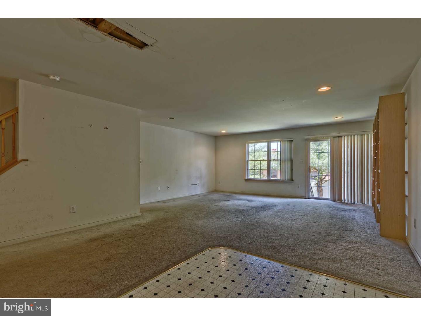 7 Shade Court Maple Shade, NJ 08052 - Photo 6 of 22 Gallery Image 6