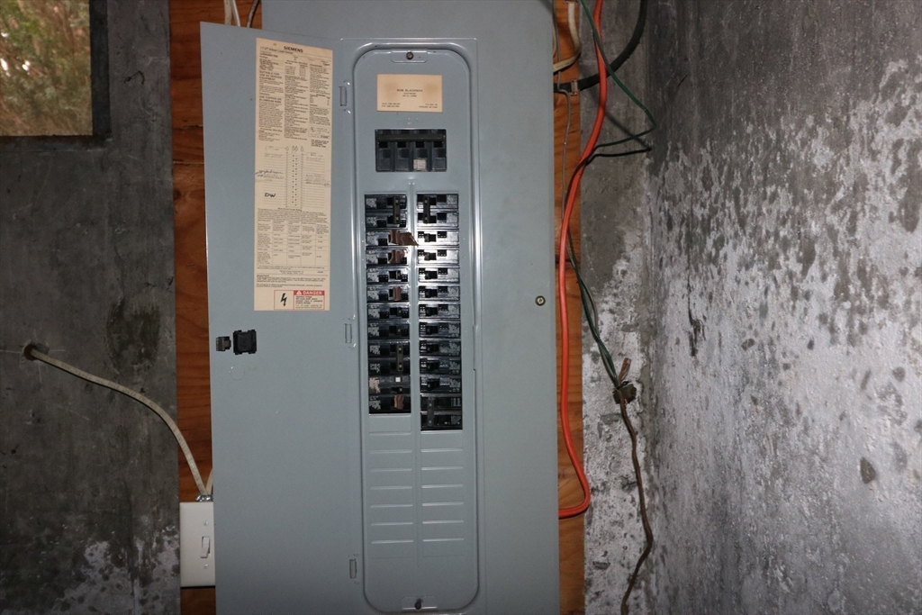 28 Chevy Chase Road Worcester, MA 01606 - Photo 16 of 17