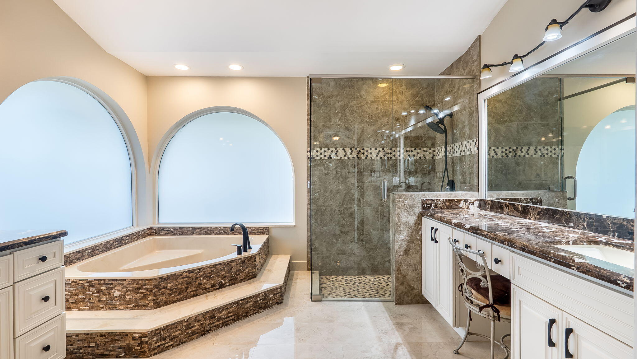 10810 Santa Rosa Drive Boca Raton, FL 33498 - Photo 14 of 52 Main Bathroom