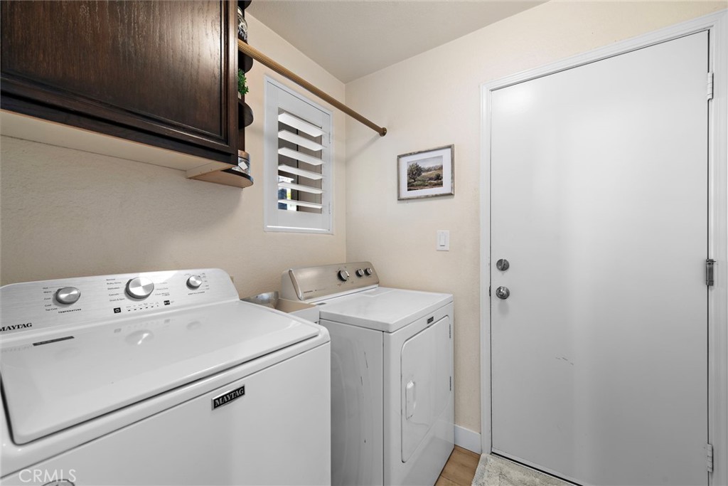 2004 Via Solona San Clemente, CA 92673 - Photo 20 of 20 a utility room with dryer and washer