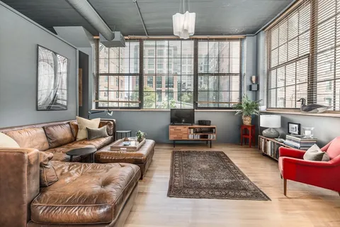 $1,250,000 | 64 East Brookline Street, Unit 4, Boston, MA 02118