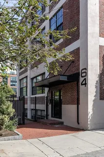 $1,250,000 | 64 East Brookline Street, Unit 4, Boston, MA 02118
