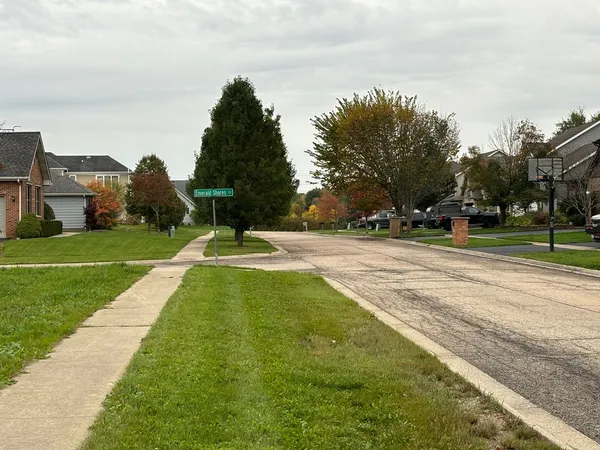 $42,900 | 35080 North Ellen Drive, Ingleside, IL 60041