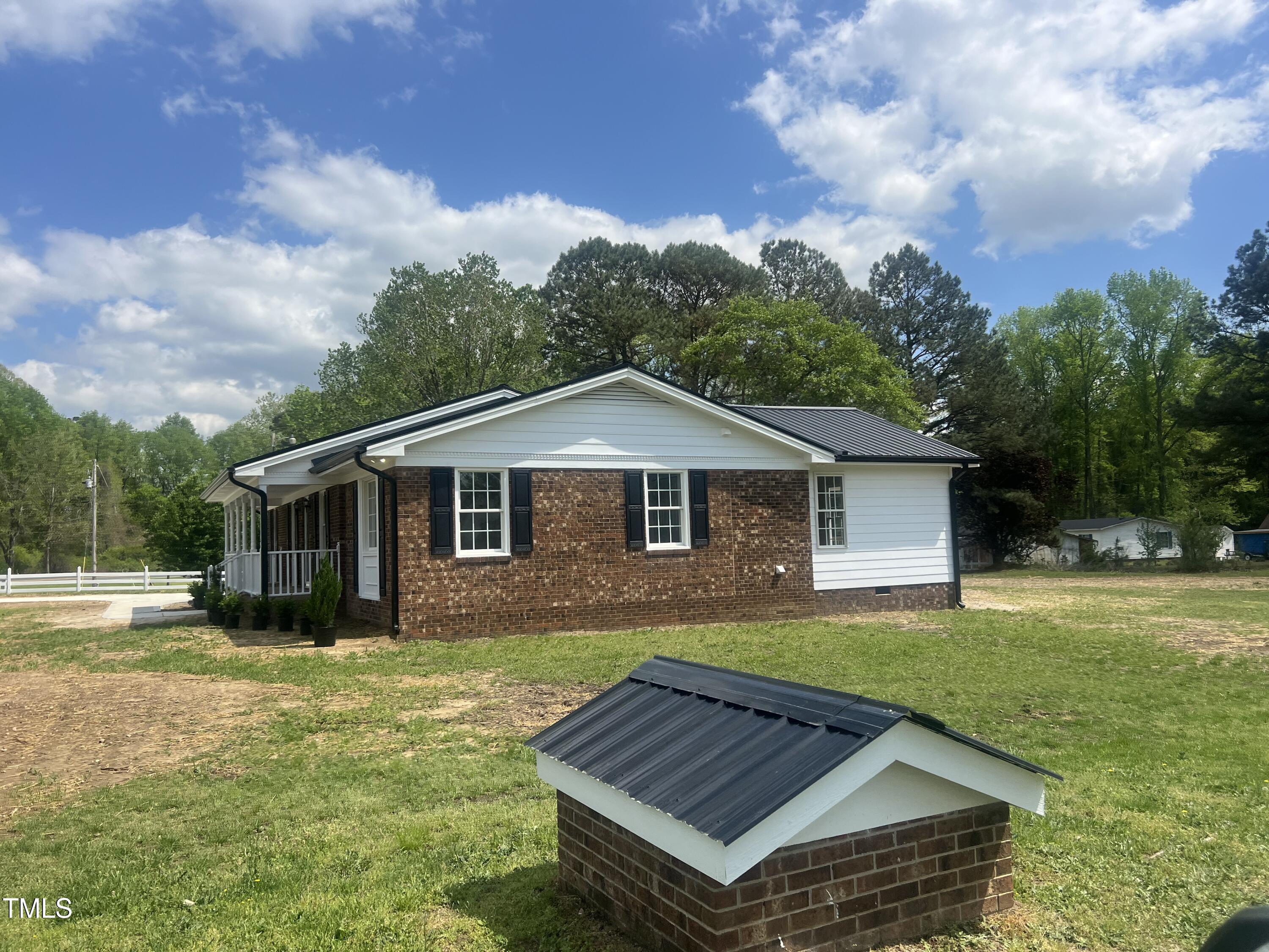 2130 Pearidge Road Angier, NC 27501 - Photo 3 of 48 Right Side