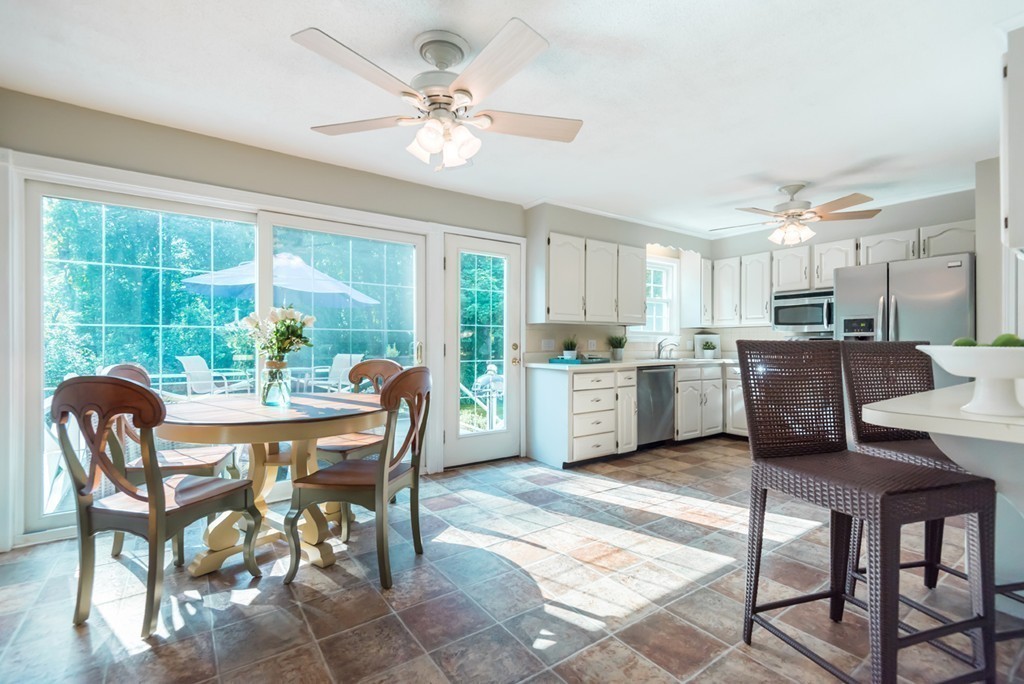 264 River Road Andover, MA 01810 - Photo 7 of 30 Gallery Image 7