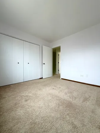 $3,000 | 665 Lakewood Farms Drive, Bolingbrook, IL 60490