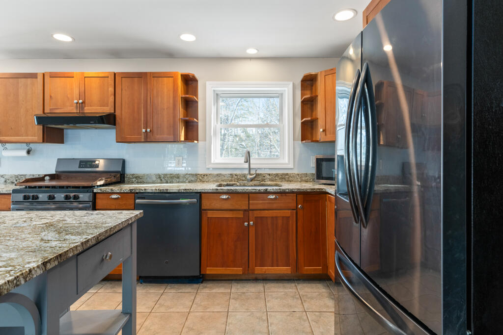 1006 Bakerstown Road Poland, ME 04274 - Photo 17 of 43 DSC03009