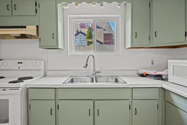 $1,550 | 709 Milan Avenue, Endicott, NY 13760