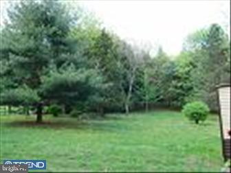 2867 County Line Road Riegelsville, PA 18077 - Photo 5 of 6