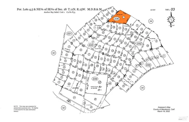 a picture of a wall with a white wall