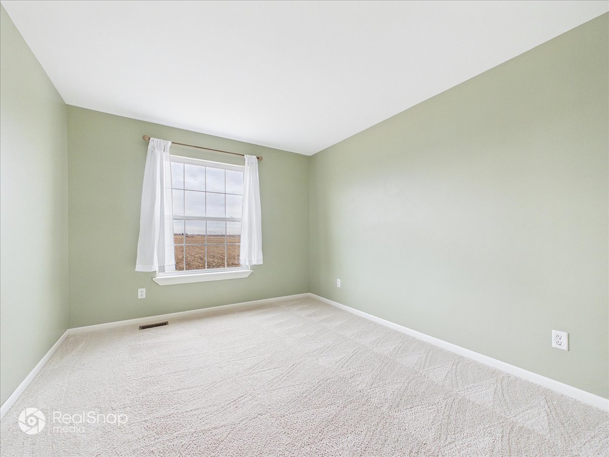 830 Spring Meadow Lane Malta, IL 60150 - Photo 18 of 53