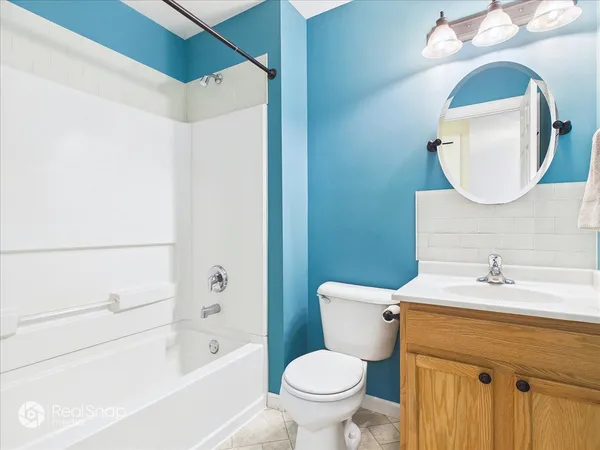 $335,000 | 830 Spring Meadow Lane, Malta, IL 60150