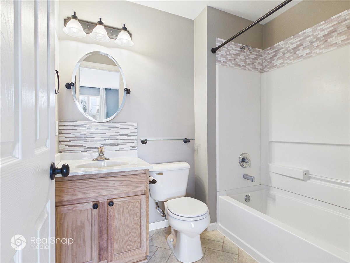 830 Spring Meadow Lane Malta, IL 60150 - Photo 24 of 53