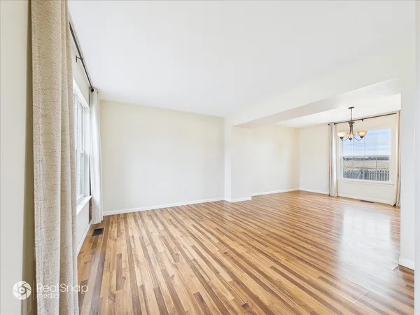 $335,000 | 830 Spring Meadow Lane, Malta, IL 60150