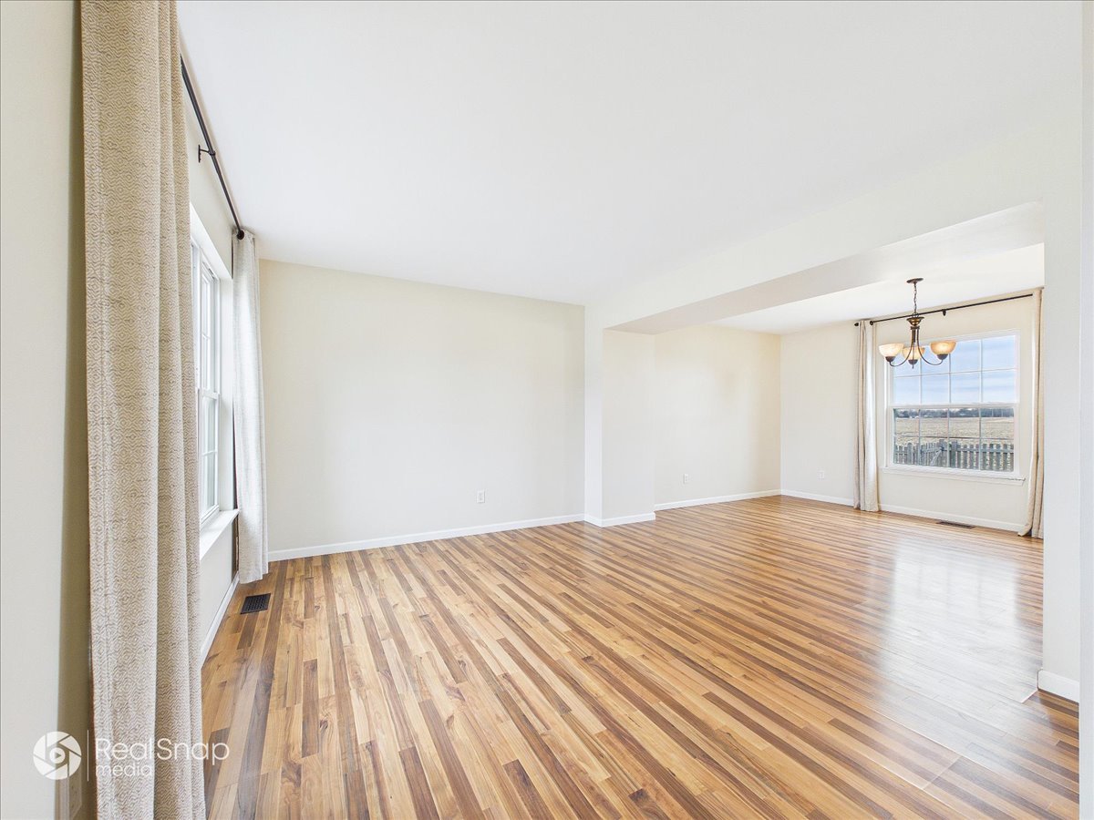 830 Spring Meadow Lane Malta, IL 60150 - Photo 3 of 53