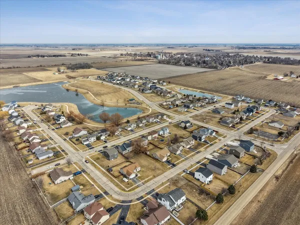 $335,000 | 830 Spring Meadow Lane, Malta, IL 60150