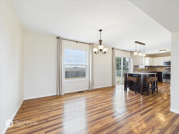 $335,000 | 830 Spring Meadow Lane, Malta, IL 60150