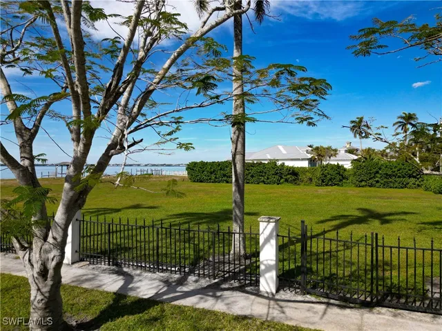 a view of an ocean from a yard