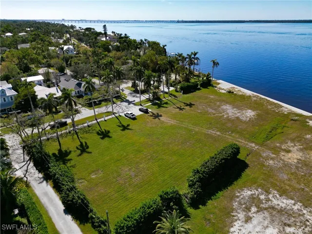 a view of a lake from a yard
