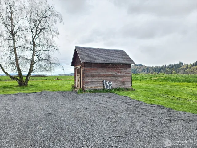 $1,995 | 1615 Norman Road, Stanwood, WA 98292