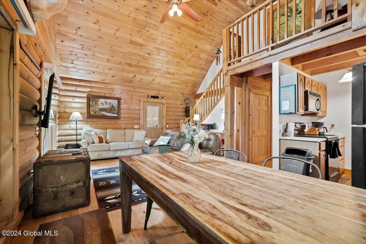 512 Goggins Road Lake George, NY 12845 - Photo 4 of 38 25-IMG_1186