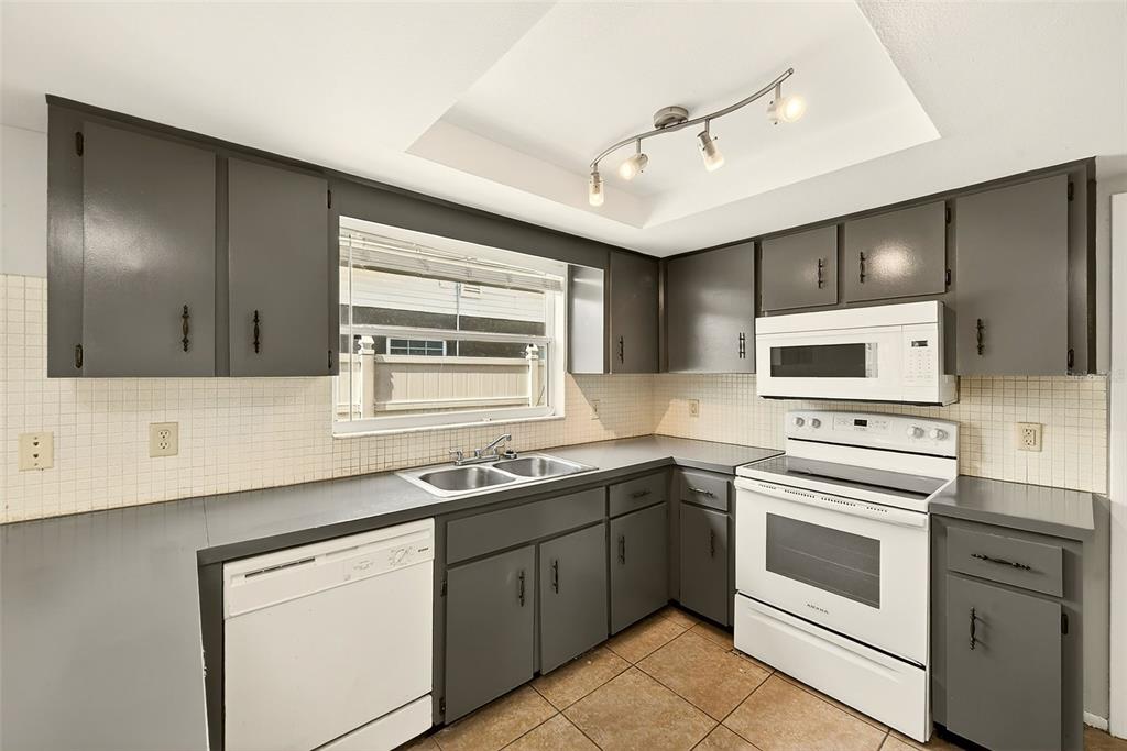 8206 Dedham Drive Port Richey, FL 34668 - Photo 13 of 43