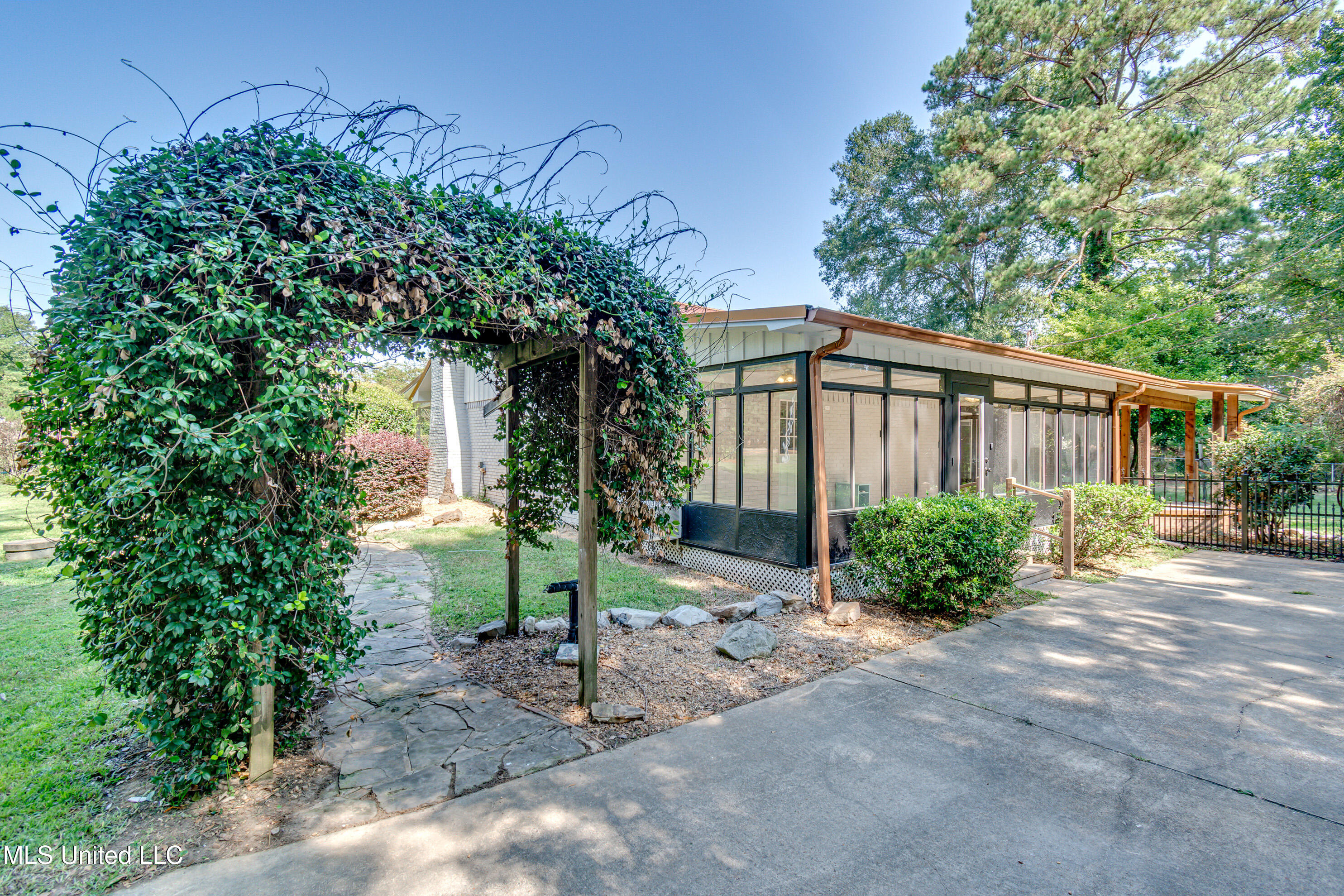 411 Highway 468 Brandon, MS 39042 - Photo 30 of 55 411 Hy 468-61