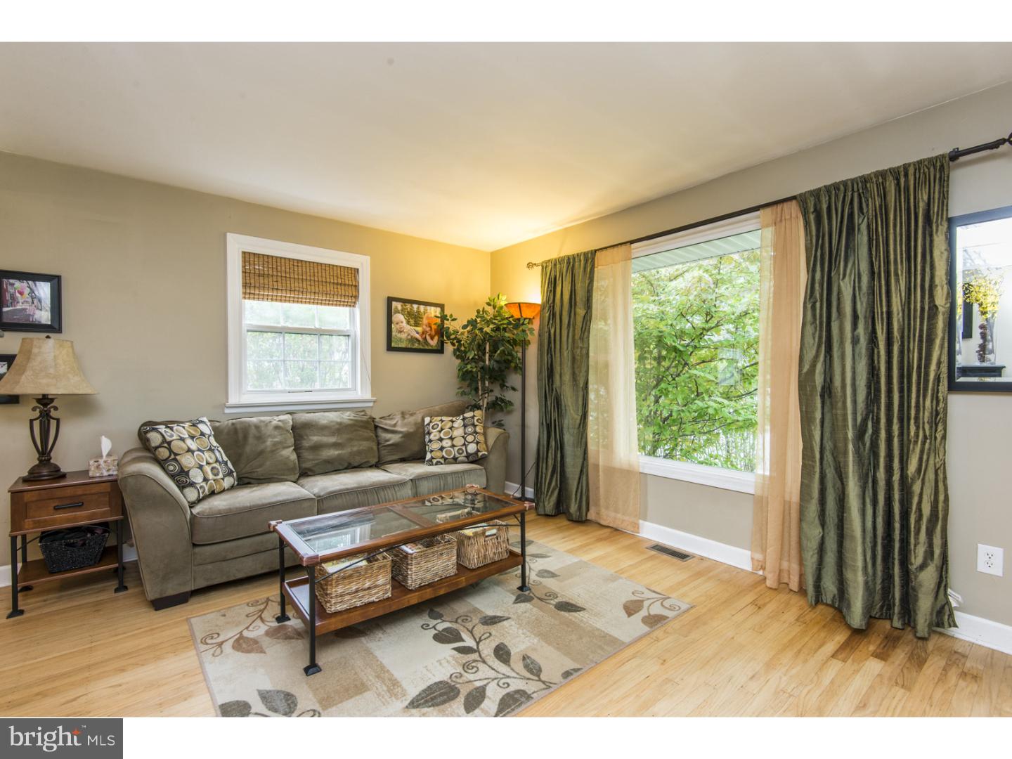 747 Valley Road Phoenixville, PA 19460 - Photo 4 of 25 Gallery Image 4