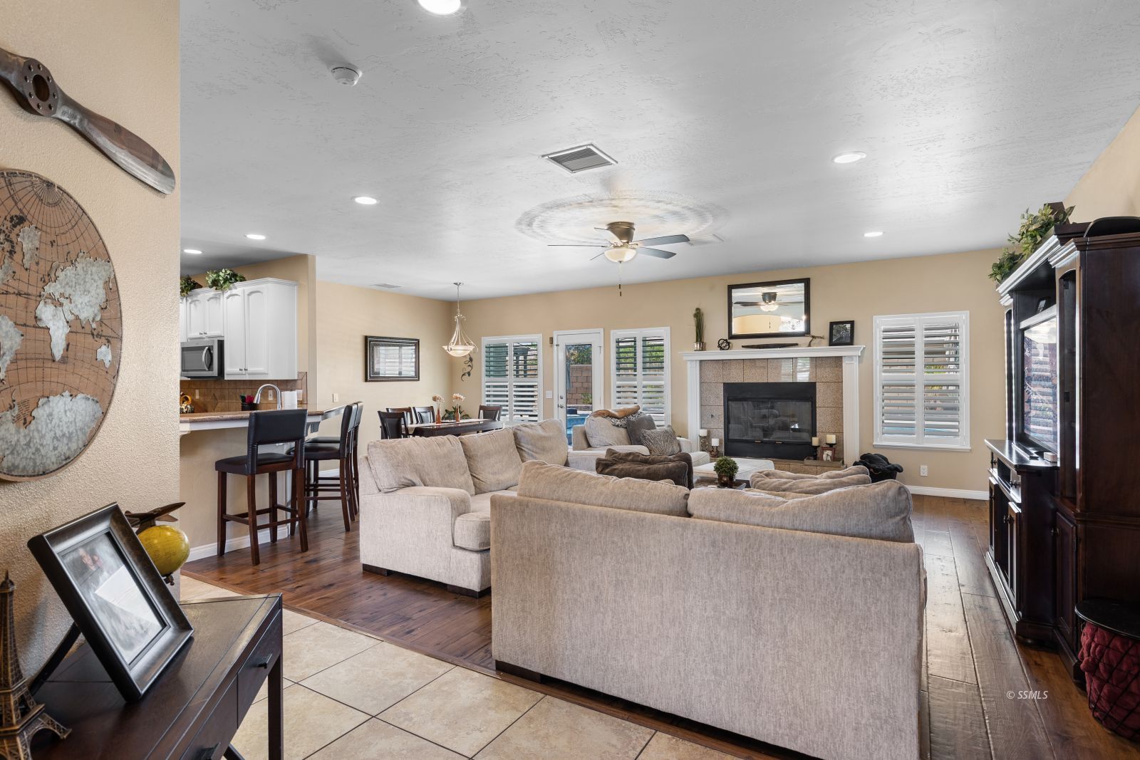 1107 North Cynthia Court Ridgecrest, CA 93555 - Photo 11 of 49 Gallery Image 11