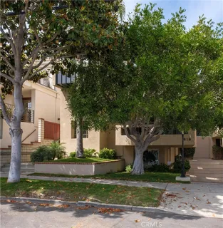 $1,999,999 | 818 North Juanita Avenue, Unit B, Redondo Beach, CA 90277