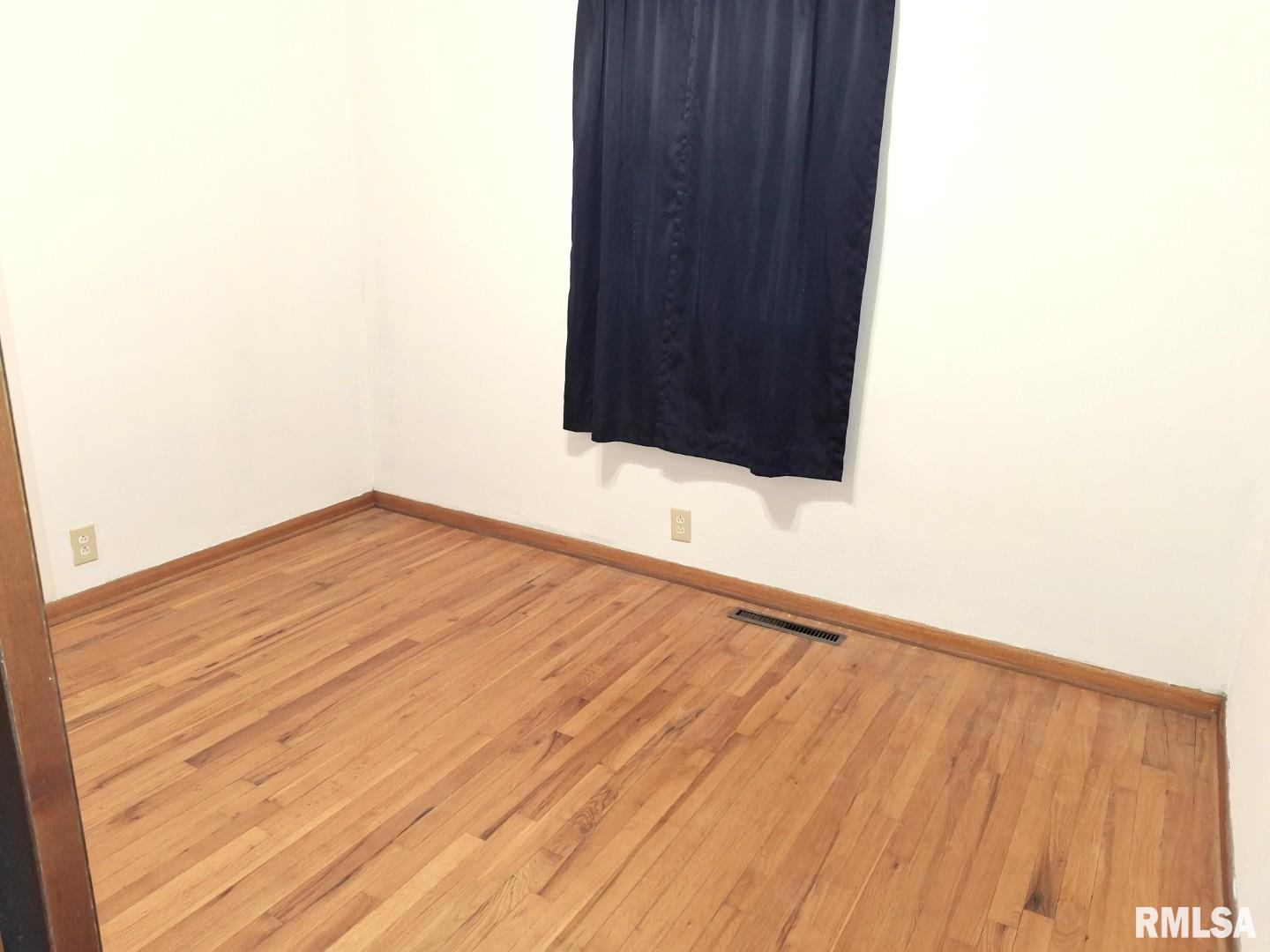 336 North 14th Avenue Canton, IL 61520 - Photo 14 of 31