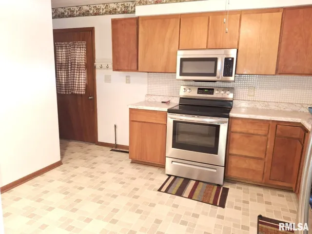 $125,000 | 336 North 14th Avenue, Canton, IL 61520