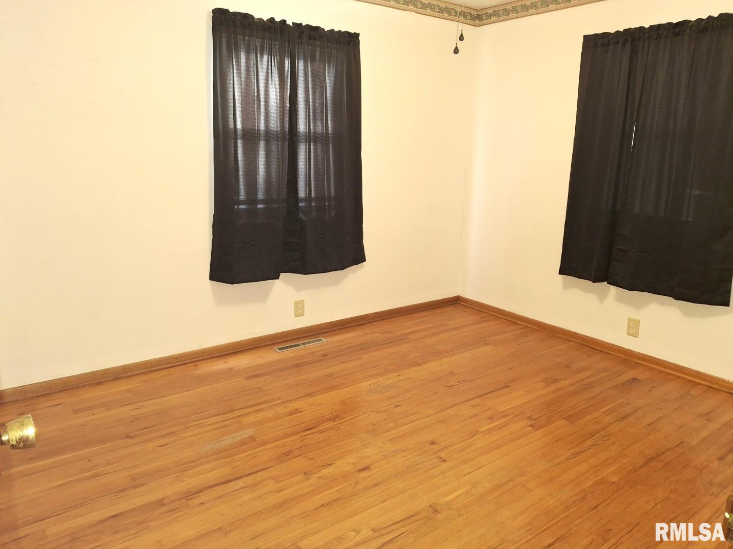 336 North 14th Avenue Canton, IL 61520 - Photo 10 of 31